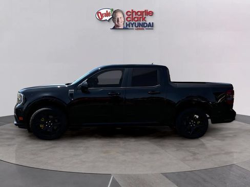 Used 2025 Ford Maverick Lobo AWD/4WD image 2
