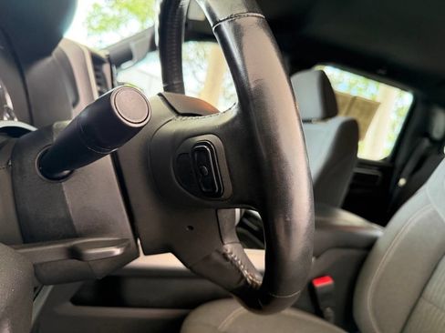 Used 2023 RAM 1500 Big Horn RWD image 41