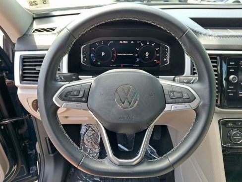 Certified 2023 Volkswagen Atlas SE w/ Panoramic Sunroof Package AWD/4WD image 20