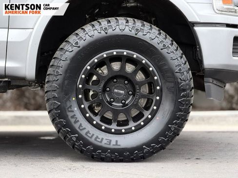 Used 2020 Ford F150 Lariat image 17