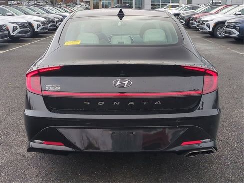 Certified 2023 Hyundai Sonata SEL w/ Cargo Package image 4