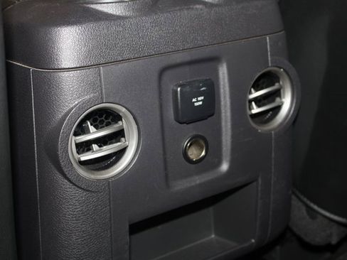 Used 2015 Ford F350 Lariat image 19