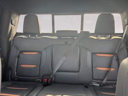 Used 2023 GMC Sierra 1500 AT4 w/ AT4 Premium Package image 13