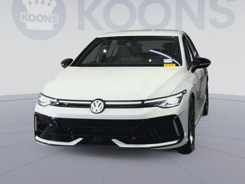 Used 2025 Volkswagen Golf w/ Euro Style Package AWD/4WD image 4