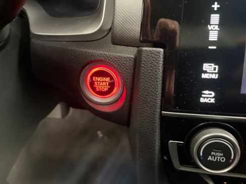 Used 2018 Honda Civic EX image 14