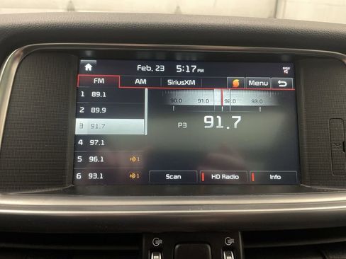 Used 2016 Kia Optima EX w/ Premium Package image 7