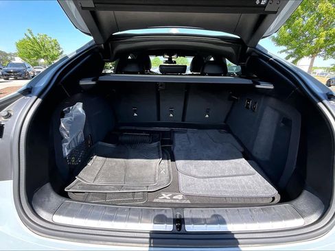 Certified 2024 BMW X4 xDrive30i w/ Premium Package image 23