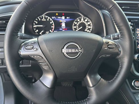 Used 2024 Nissan Murano SL image 17