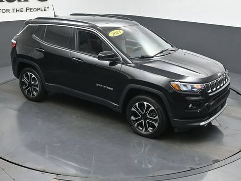 Used 2023 Jeep Compass Limited w/ Sun and Sound Group AWD/4WD image 38