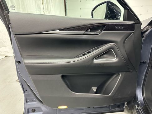 Used 2023 INFINITI QX60 Sensory w/ Cargo Package image 8