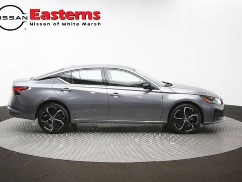 Used 2023 Nissan Altima 2.5 SR AWD/4WD image 44