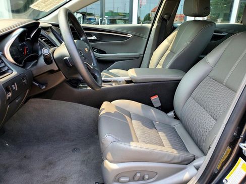 Used 2019 Chevrolet Impala LS FWD image 11