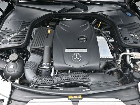 Used 2016 Mercedes-Benz C 300 Sedan image 28