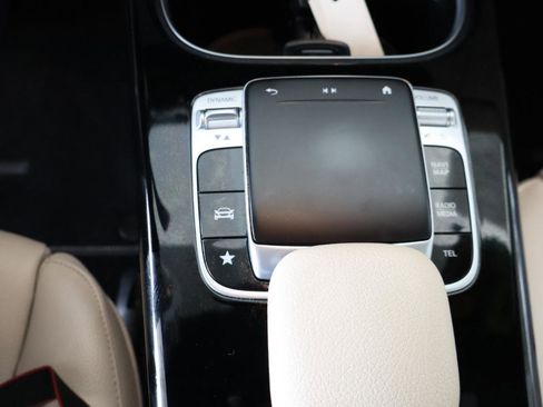 Used 2020 Mercedes-Benz CLA 250 image 20