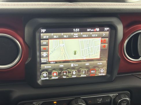 Used 2021 Jeep Wrangler Unlimited Rubicon image 18