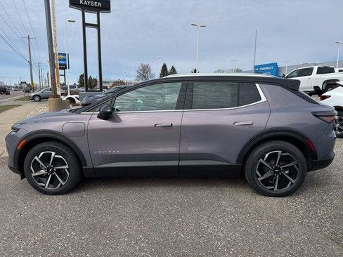 New 2026 Chevrolet Equinox EV LT image 4