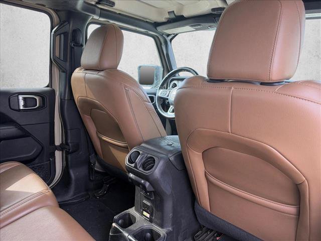 Used 2020 Jeep Gladiator Overland AWD/4WD image 21