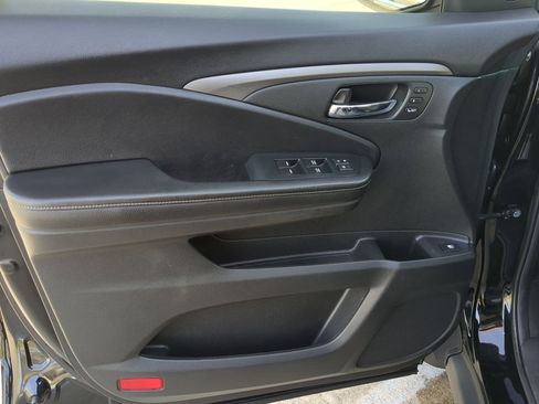 Certified 2023 Honda Ridgeline RTL image 13