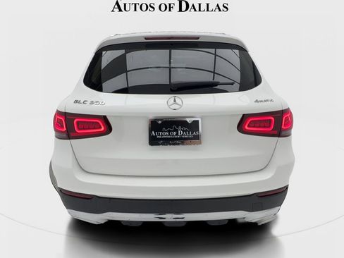 Used 2022 Mercedes-Benz GLC 300 4MATIC w/ Premium Package Lite image 9