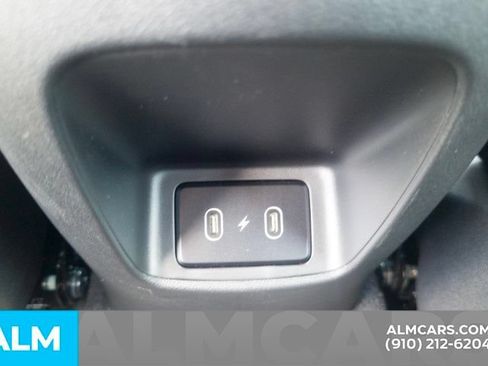 Used 2025 Hyundai Elantra Sport FWD image 21