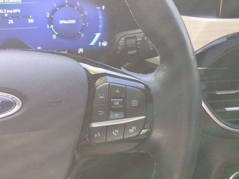 Used 2021 Ford Escape Titanium w/ Titanium Elite Package image 27