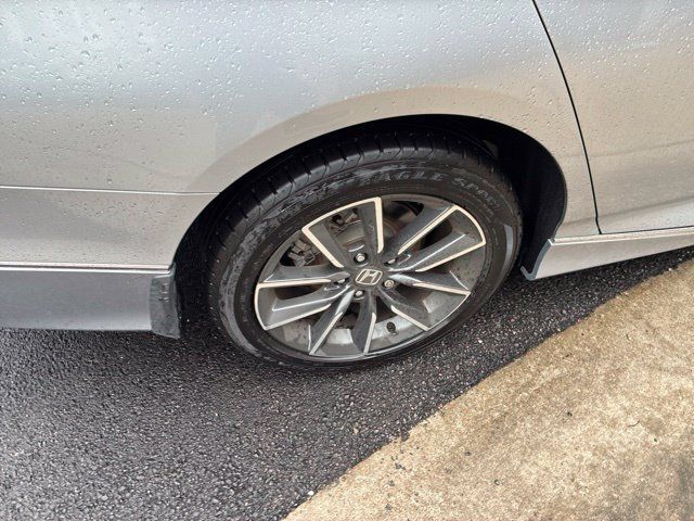 Used 2021 Honda Accord EX-L image 10