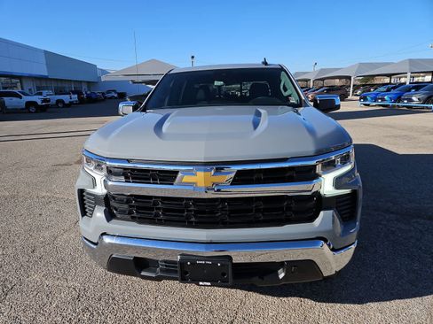 Used 2024 Chevrolet Silverado 1500 LT w/ Leather Package RWD image 14