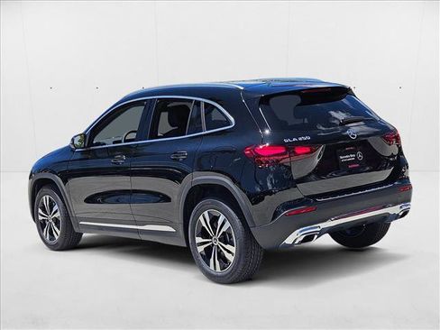 New 2026 Mercedes-Benz GLA 250 image 9