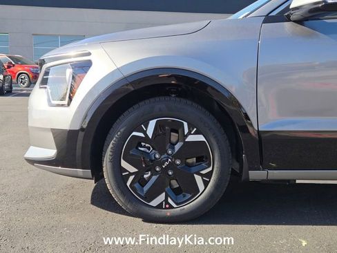 New 2026 Kia Niro Wind FWD image 9