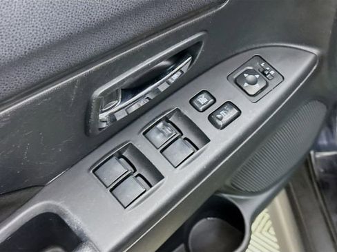 Used 2016 Mitsubishi Outlander Sport ES image 16