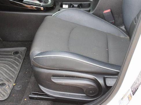 Used 2023 Kia Forte GT-Line w/ GT-Line Technology Package image 13