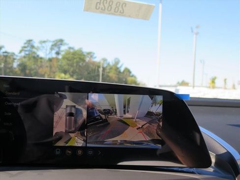 New 2026 Cadillac Vistiq Sport image 18