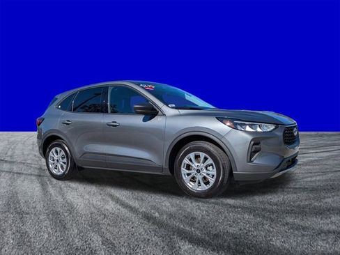 Certified 2026 Ford Escape Active FWD image 2