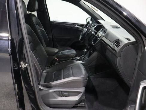 Used 2021 Volkswagen Tiguan SEL Premium R-Line image 27