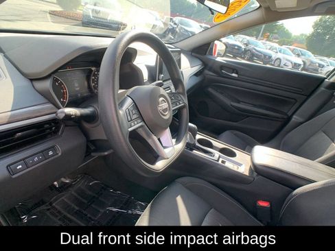 Used 2025 Nissan Altima 2.5 SV AWD/4WD image 13