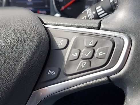 Used 2023 Chevrolet Equinox LT image 22