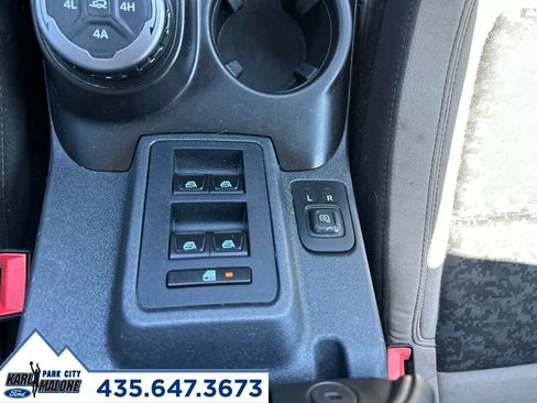 Used 2021 Ford Bronco Wildtrak AWD/4WD image 37