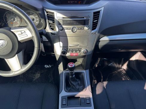 Used 2010 Subaru Legacy 2.5GT Premium w/ Appearance Package 1F AWD/4WD image 9