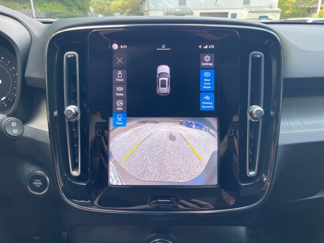 Certified 2023 Volvo XC40 B5 Plus w/ Protection Package Premier AWD/4WD image 21