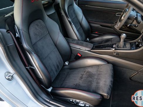 Used 2016 Porsche Cayman GTS image 29