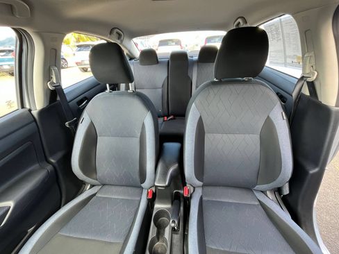 Used 2025 Nissan Versa SV FWD image 37
