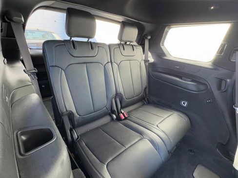 Used 2022 Jeep Grand Cherokee L Overland w/ Advanced Protech Group III image 12