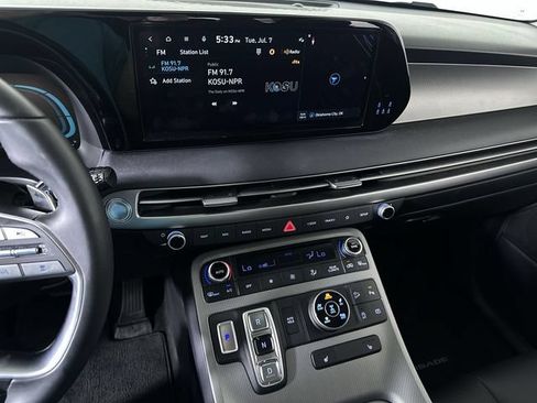 Used 2025 Hyundai Palisade SEL AWD/4WD image 13