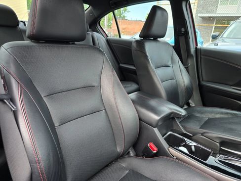 Used 2017 Honda Accord Sport Special Edition image 9