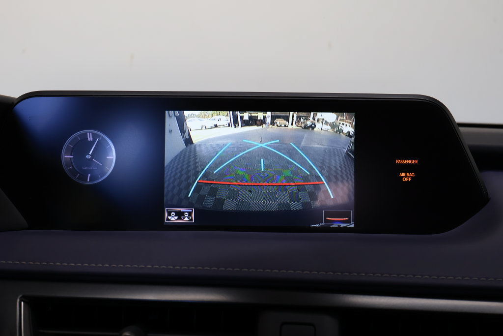 Used 2021 Lexus UX 250h w/ Accessory Package (Z1) AWD/4WD image 29