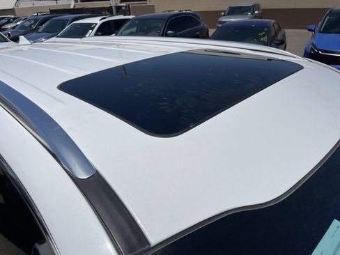 Used 2022 Kia Telluride EX w/ EX Premium Package FWD image 5