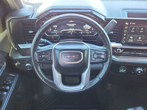 Used 2023 GMC Sierra 1500 Elevation image 12