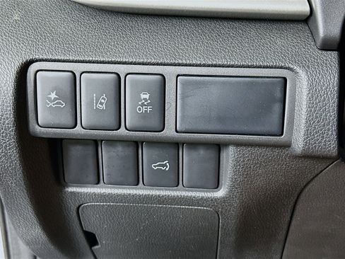 Used 2025 Mitsubishi Eclipse Cross SE AWD/4WD image 17