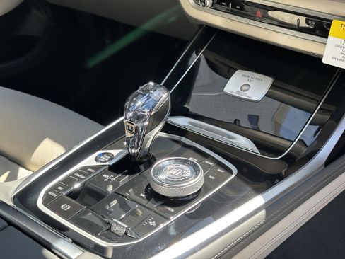 New 2026 BMW ALPINA XB7 AWD/4WD image 26