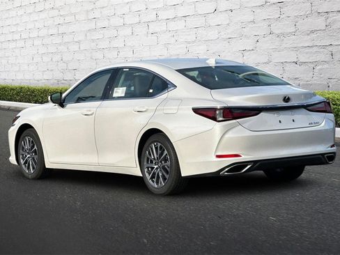 New 2025 Lexus ES 350 image 6